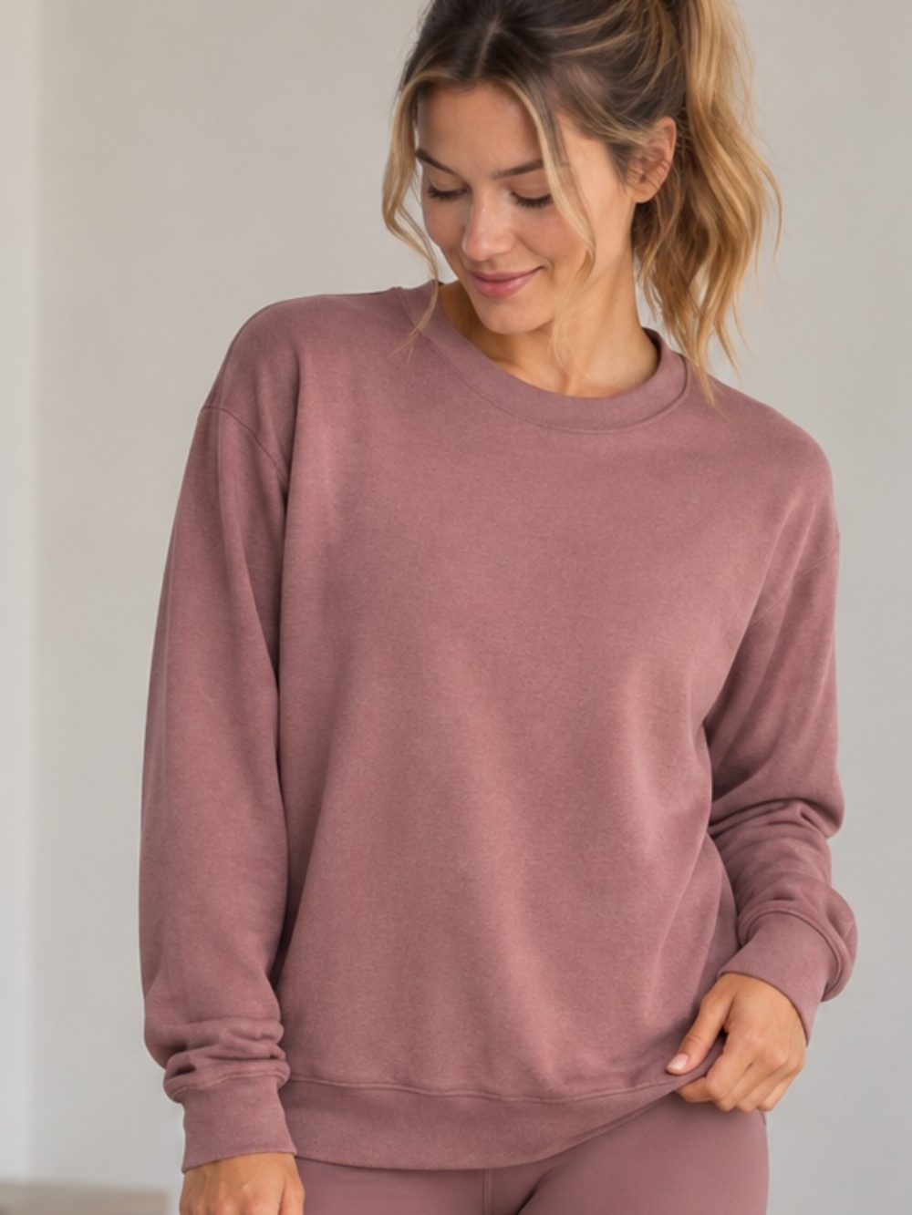 alo Yoga Soho Pullover